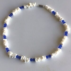 Y2K VSCO Girl puka shell necklace faux stone white and blue beads